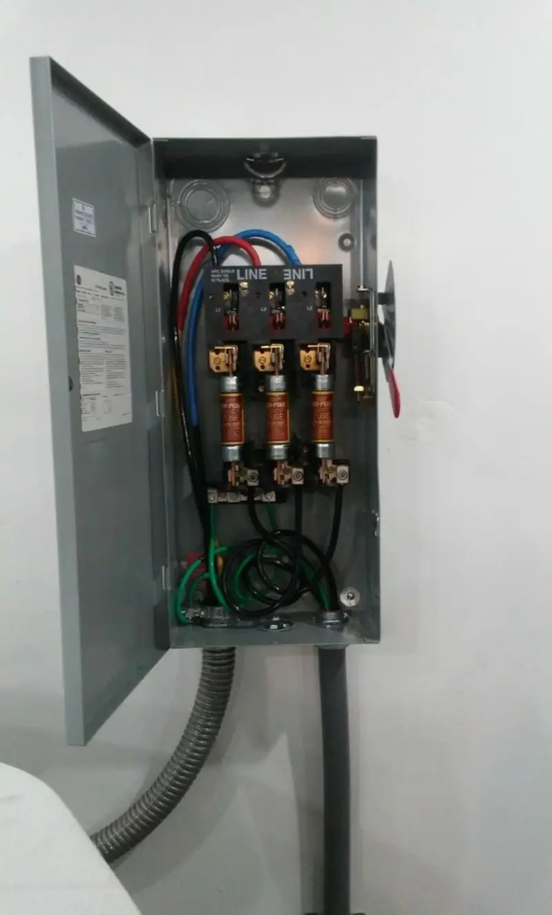 Three-phase disconnect switch installed for Electrical Wiring & Rewiring in Charles Town
